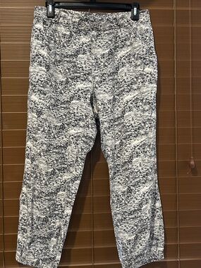 Style & Co. Women's Space-Dye Capri Pants - Gray & White